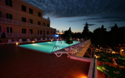 Intourist Palace 5*