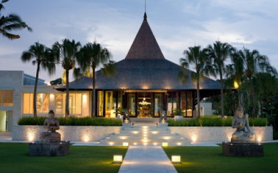 The Royal Santrian 5*