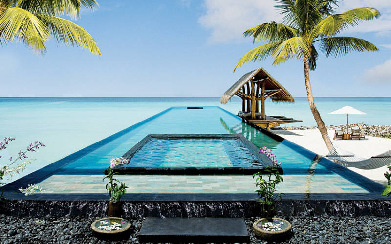 One&Only Reethi Rah 5*