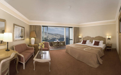 The Cliff Bay 5*