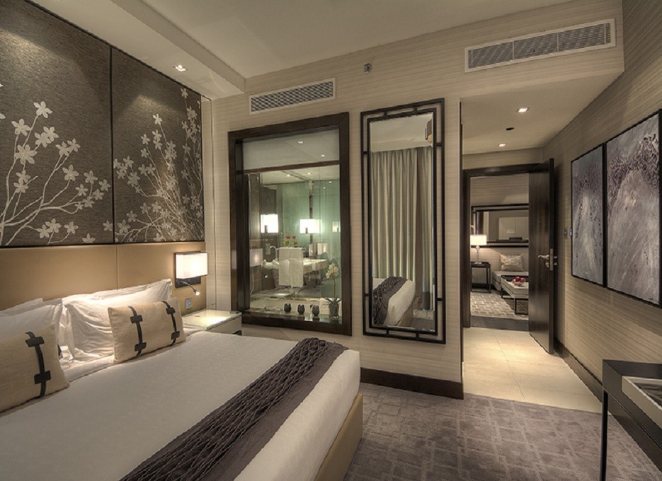 JUNIOR SUITE