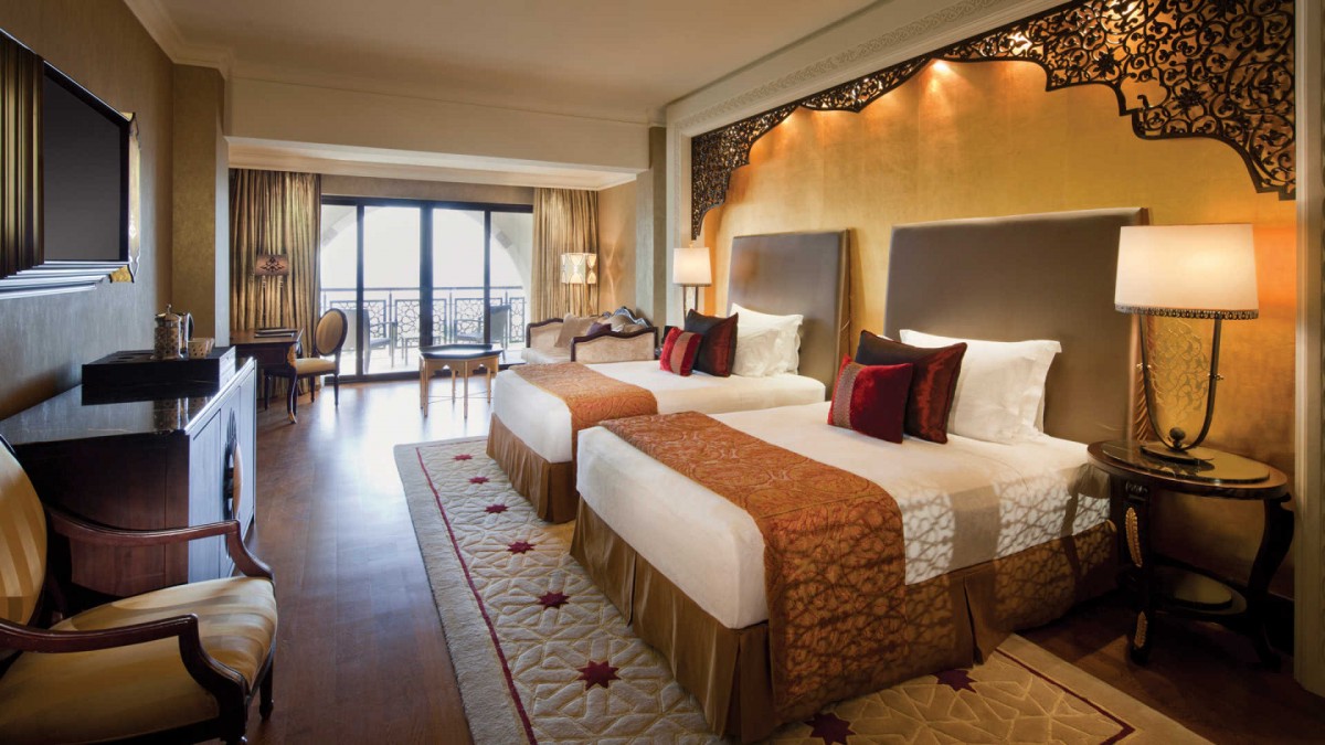 PREMIUM DELUXE DOUBLE ROOM