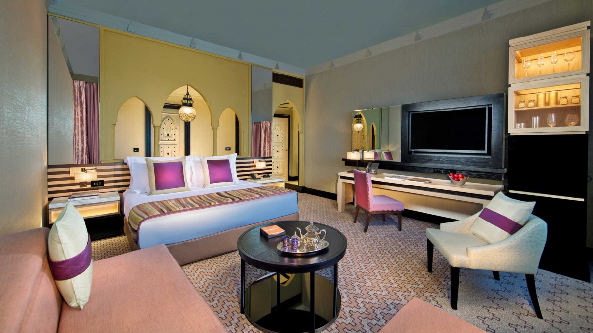 EXECUTIVE ARABIAN ROOM