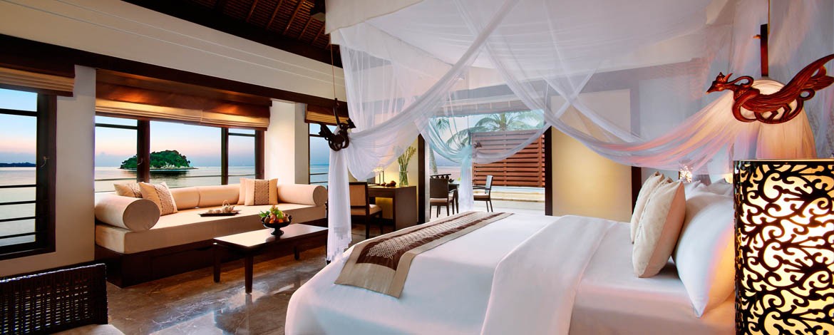 OCEAN VILLA ON THE ROCK