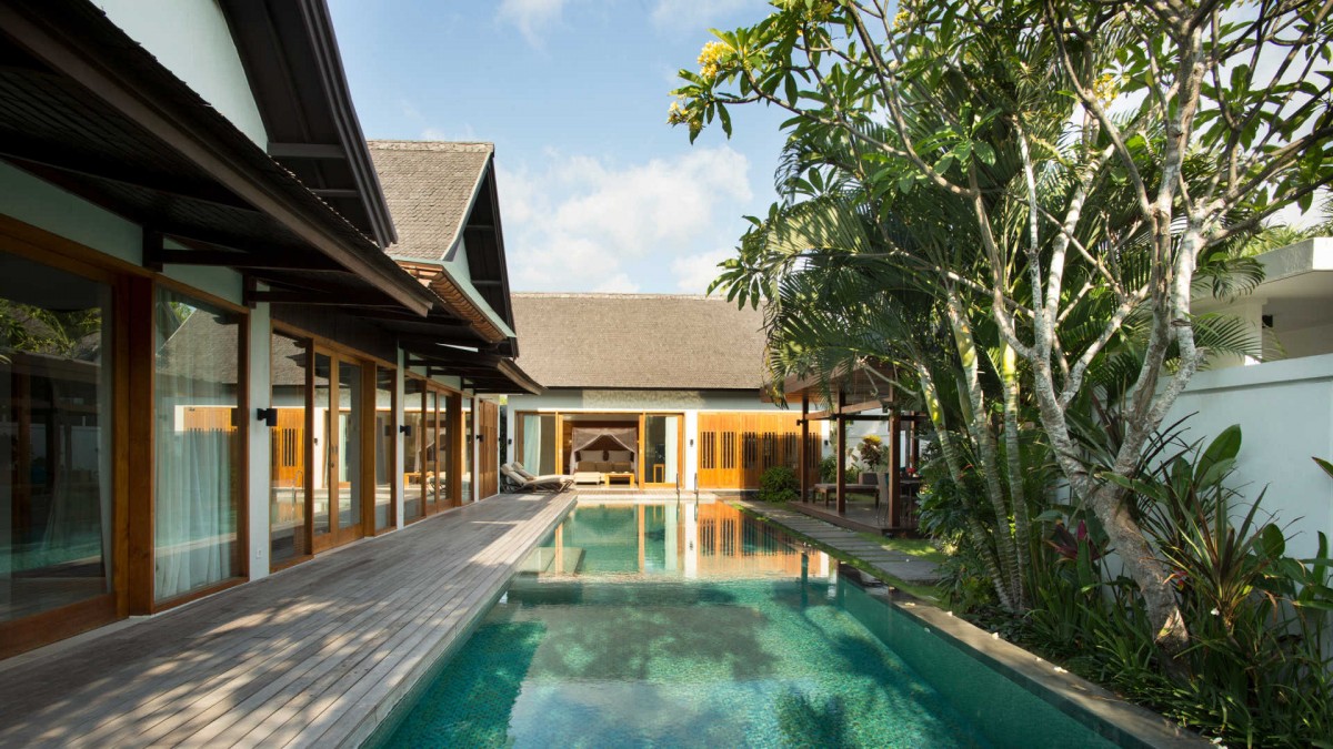 THREE BEDROOM ROYAL COURTYARD VILLA