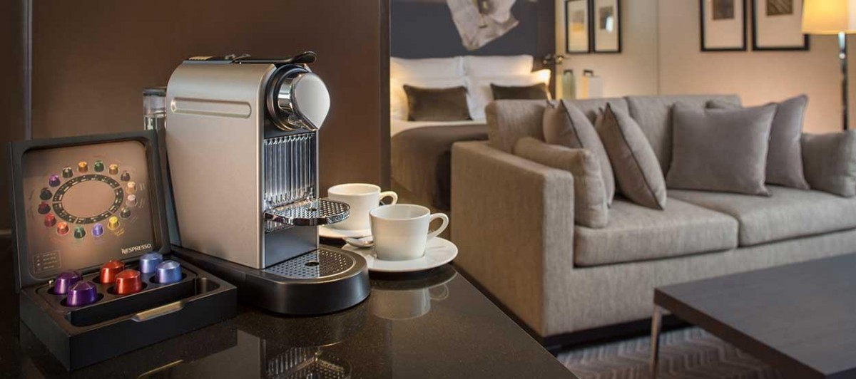 JUNIOR SUITE