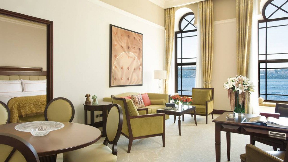 ONE-BEDROOM BOSPHORUS PALACE SUITE