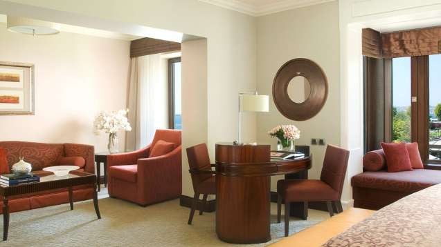 FOUR SEASONS JUNIOR SUITE