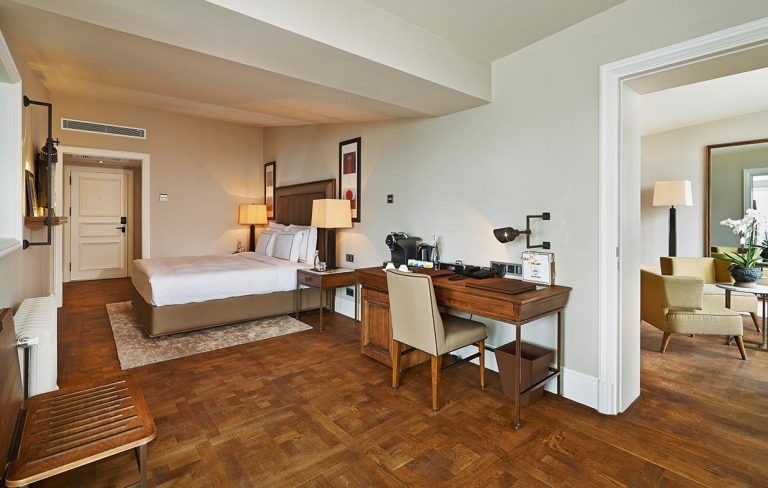 PENTHOUSE SUITE