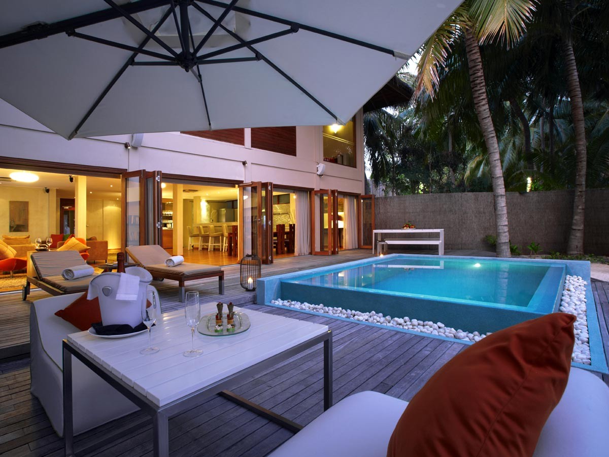 THREE BEDROOM FAMILY POOL RESIDENCE