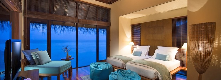 FAMILY WATER VILLA