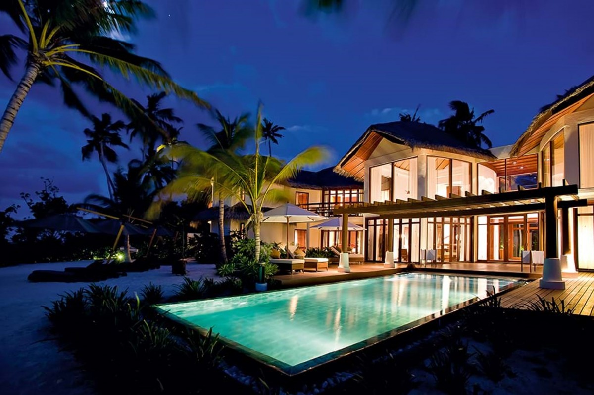 PRESIDENTIAL VILLA