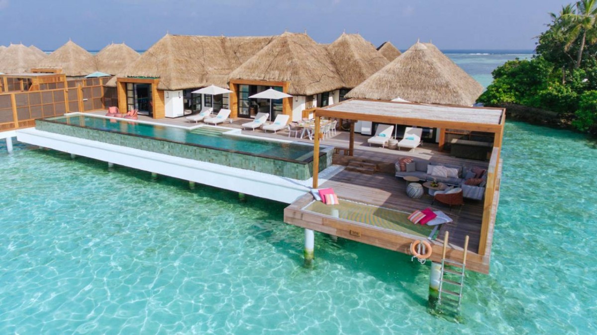 SUNRISE THREE-BEDROOM WATER SUITE