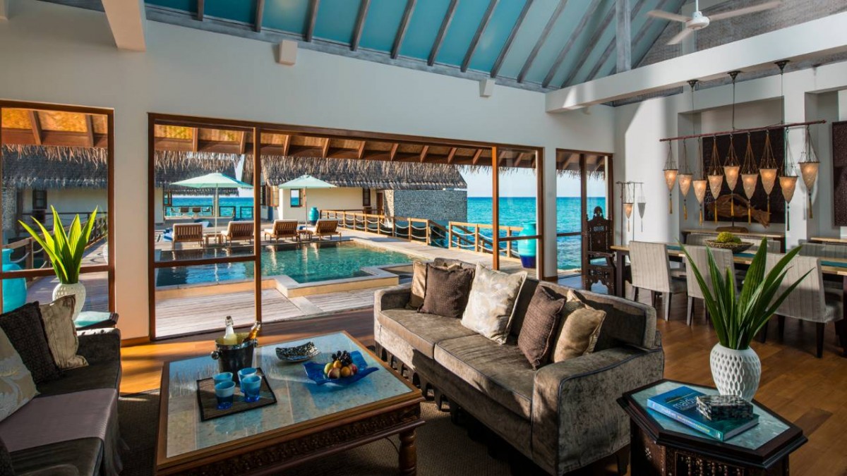TWO-BEDROOM LAND AND OCEAN SUITE