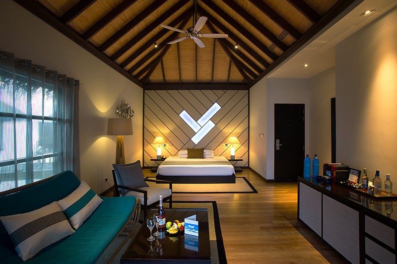WATER BUNGALOW WITH POOL
