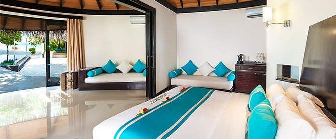 FAMILY DELUXE BEACH VILLA WITH POOL