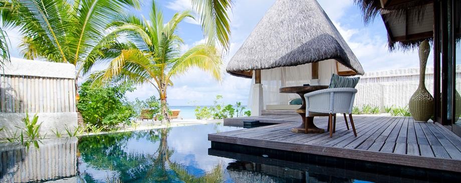 BEACH VILLA WITH POOL SUNRISE