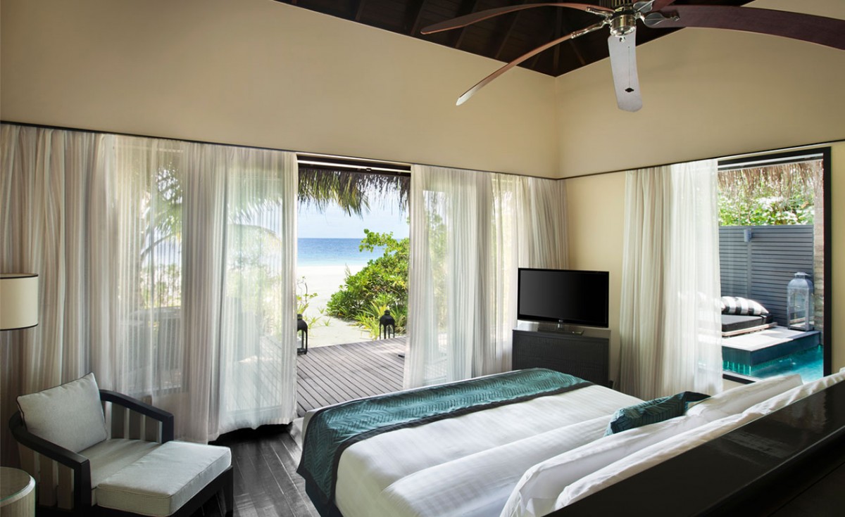 BEACH VILLA WITH PRIVATE POOL