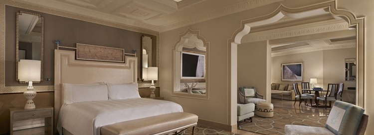 KING GRAND JUNIOR SUITE WITH SEA VIEW BALCONY