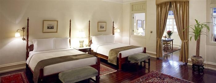 COURTYARD SUITE