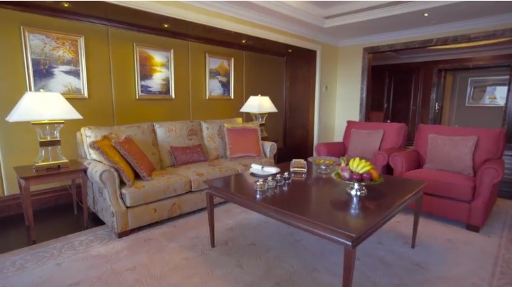VALLEY WING SHANGRI-LA SUITE