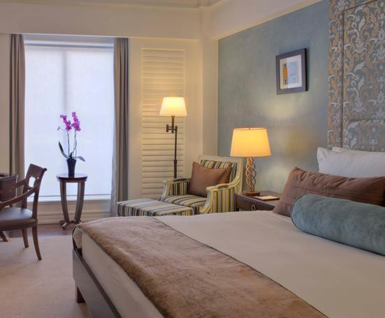 SUPERIOR ROOM