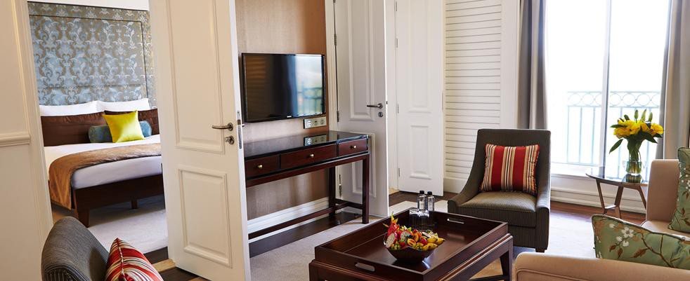 BUSINESS SUITE