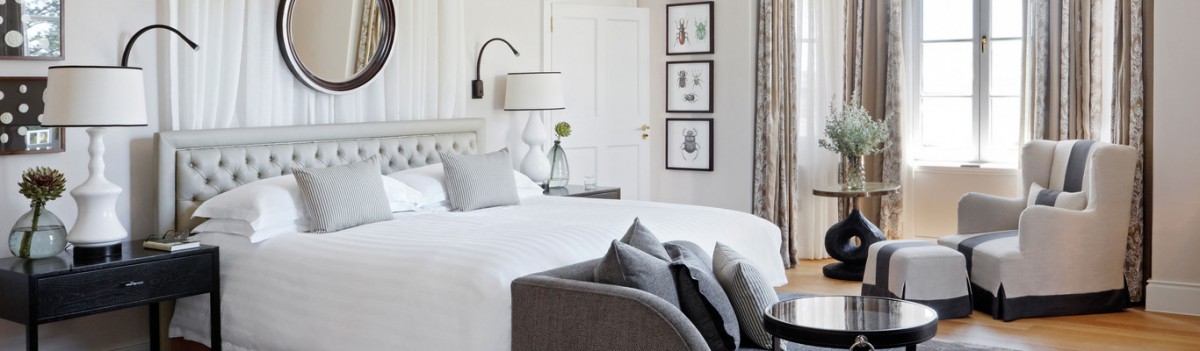 DELUXE SUITE