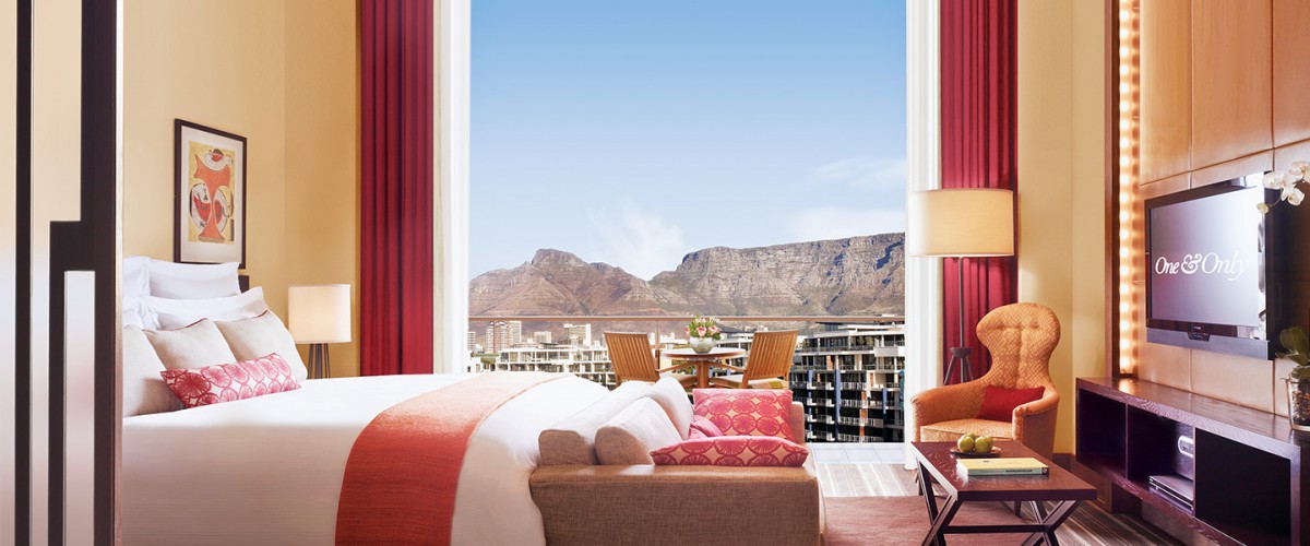 PREMIER MARINA TABLE MOUNTAIN ROOM