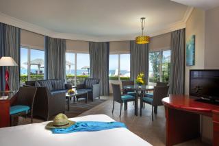 PREMIUM SUITE OCEAN FRONT TERRACE