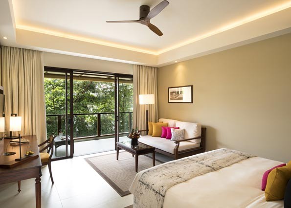 PREMIER GARDEN VIEW ROOM