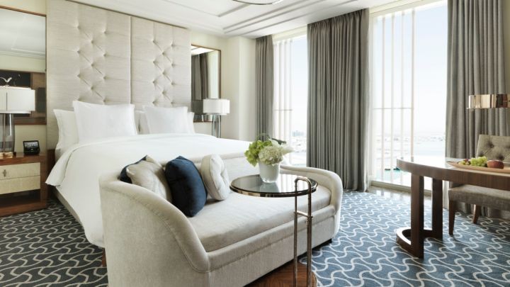 SUPERIOR ROOM