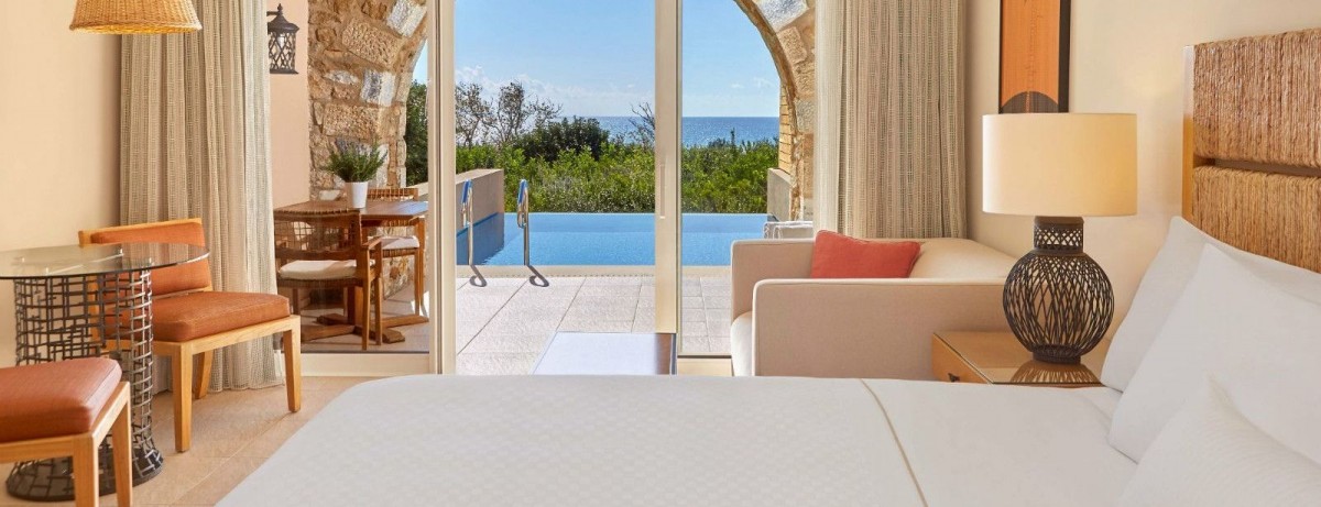 PREMIUM INFINITY ROOM