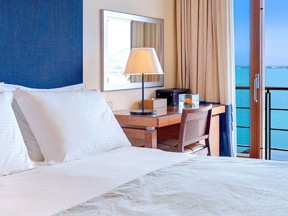 DELUXE ROOM SEA VIEW WITH SHOWER