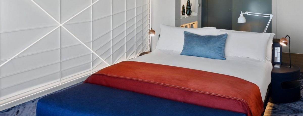 FABULOUS ROOM