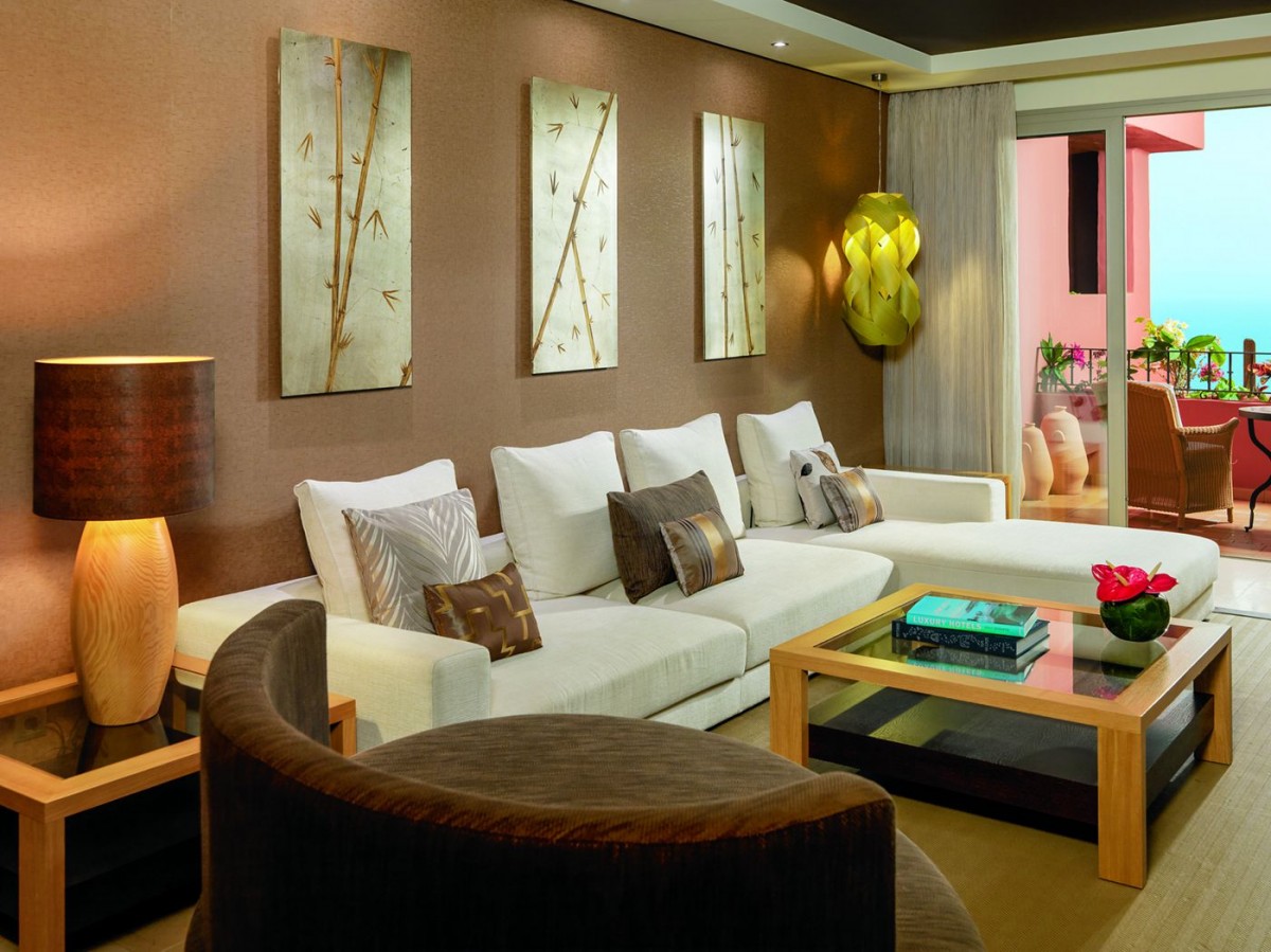 ONE BEDROOM SUITE
