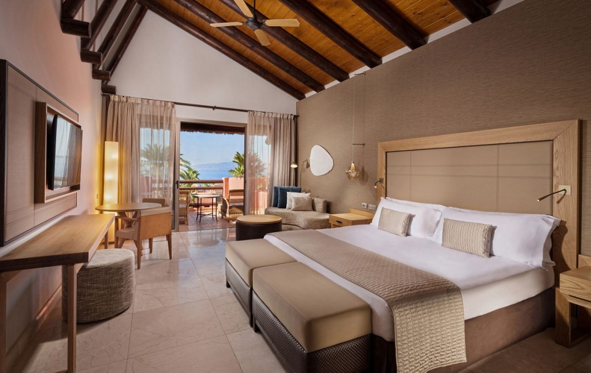 ONE BEDROOM SUITE VILLA