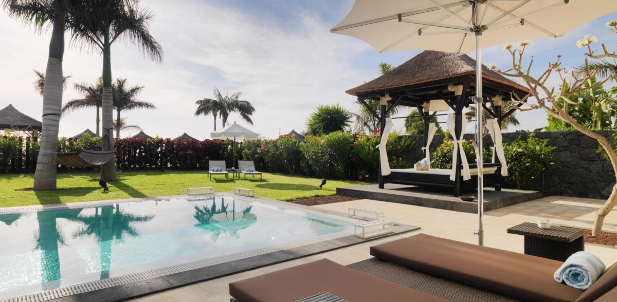 RED LEVEL GARDEN VILLA OCEAN FRONT