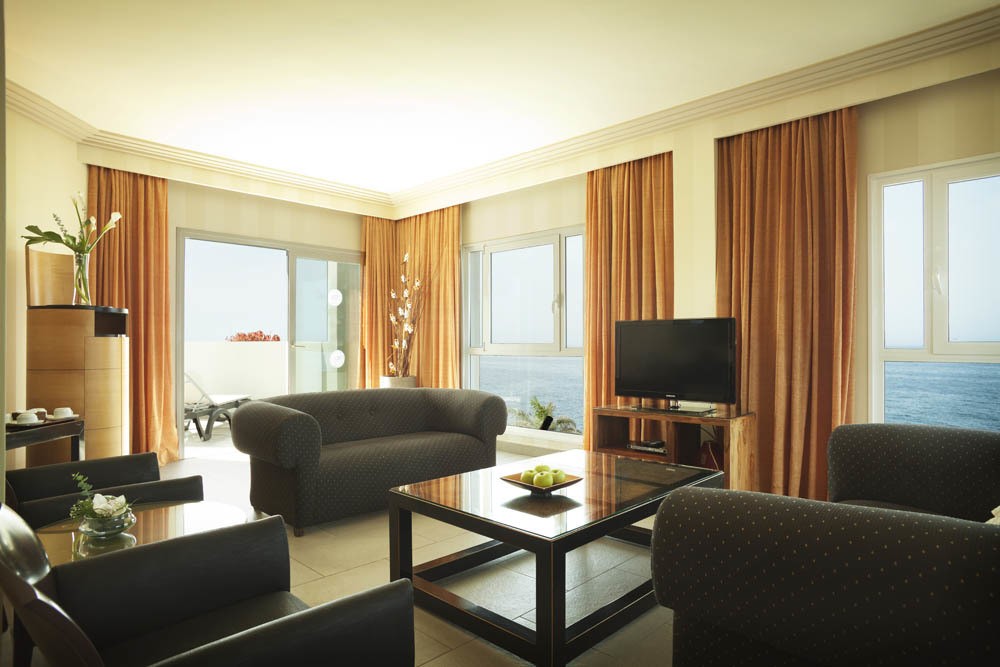 PRESIDENTIAL SUITE