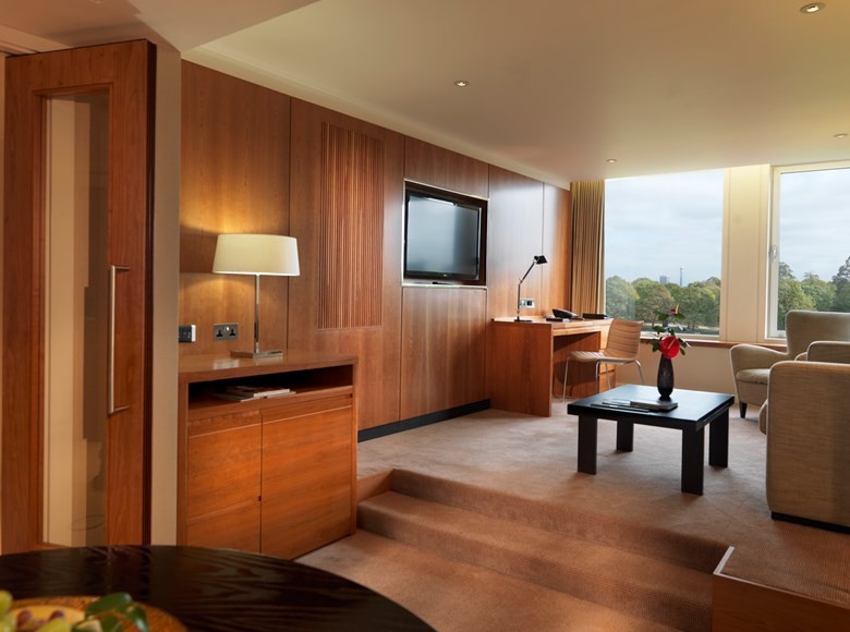 PARK SUITES