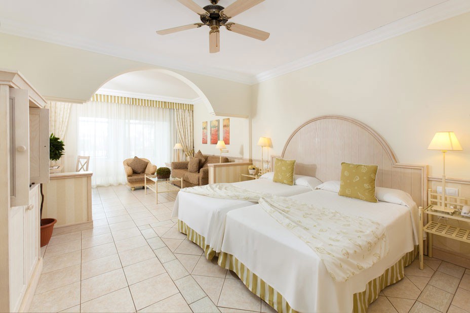 SUPERIOR DOUBLE ROOM