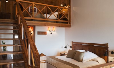 DUPLEX