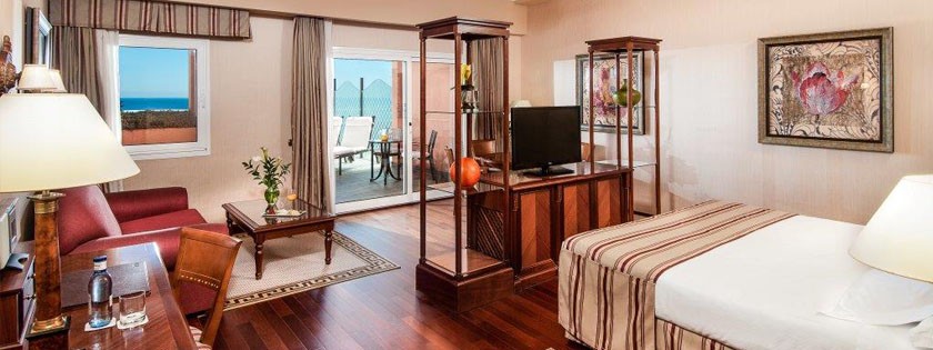 JUNIOR SUITE