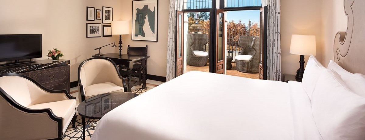 GRAND DELUXE WITH TERRACE