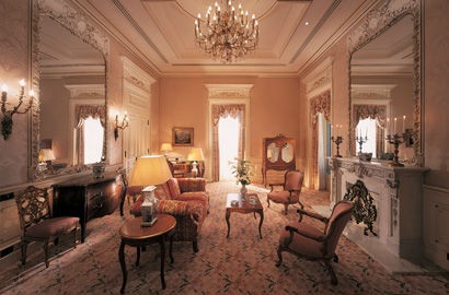 ROYAL SUITE