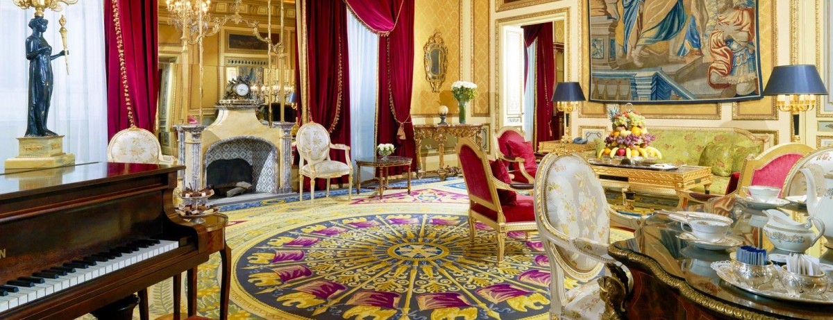 THE ROYAL SUITE