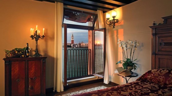 JUNIOR SUITE LAGOON VIEW