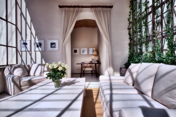 GREENHOUSE SUITE
