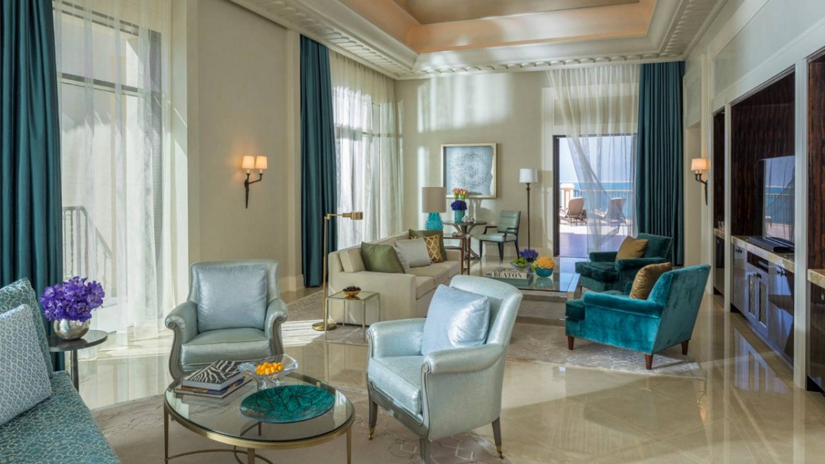 PRESIDENTIAL SUITE