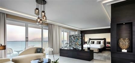ROYAL SUITE